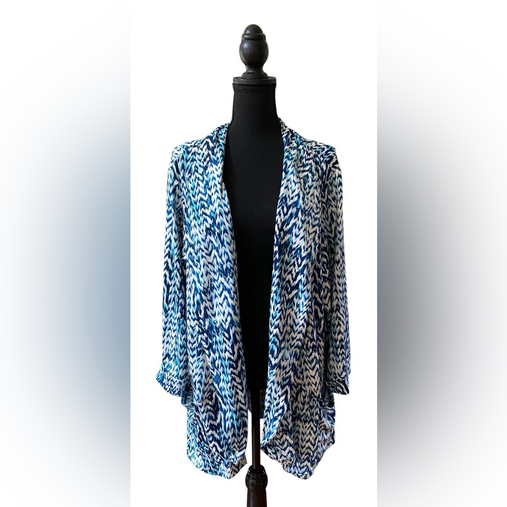 Robert Louis: Blue and White Coastal Grandma Cardigan with Flowing Silhouette